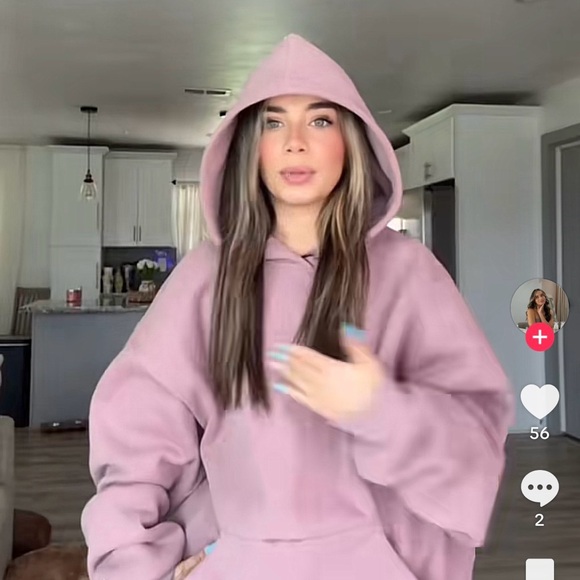 COMFRT Minimalist Hoodie NWT - Picture 4 of 9